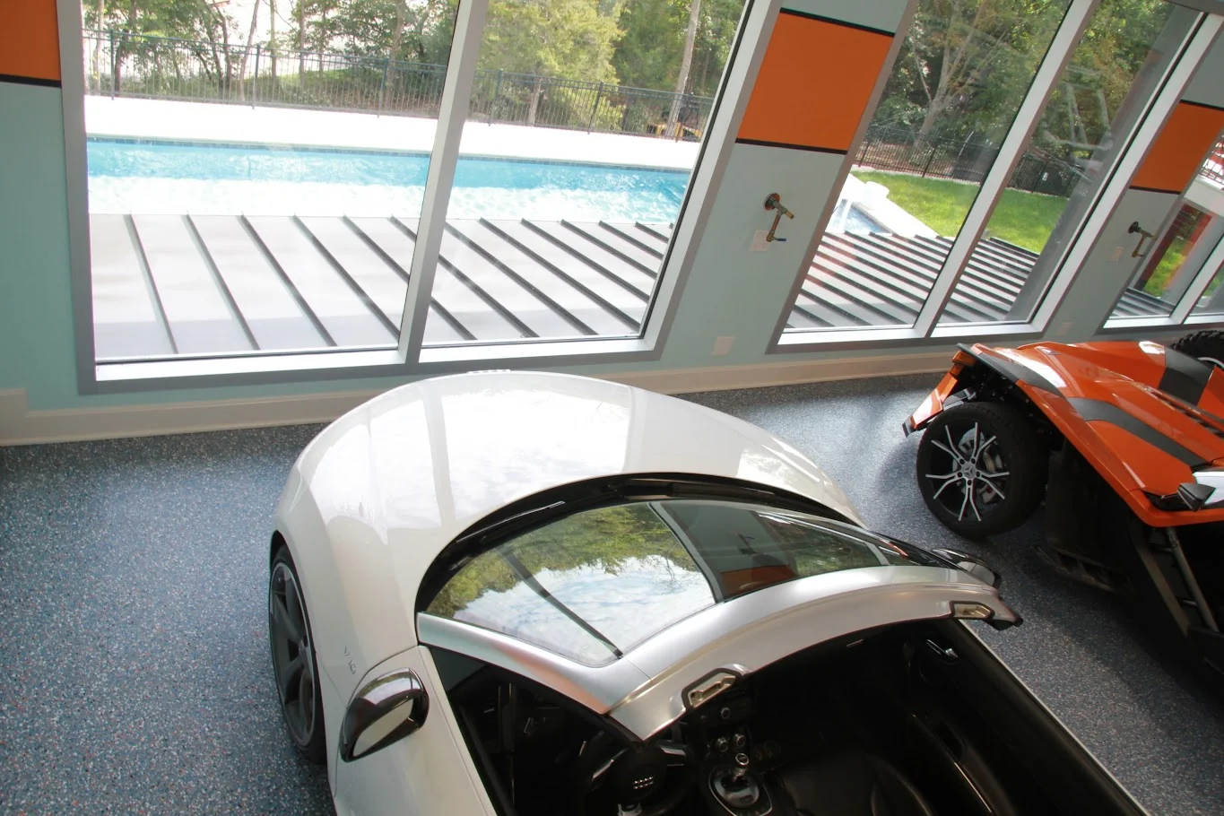 Premium Bay